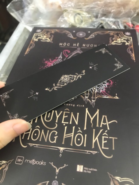 Sách có trầy xước nhẹ nhưng quan trọng là nội dung ☺️🫰