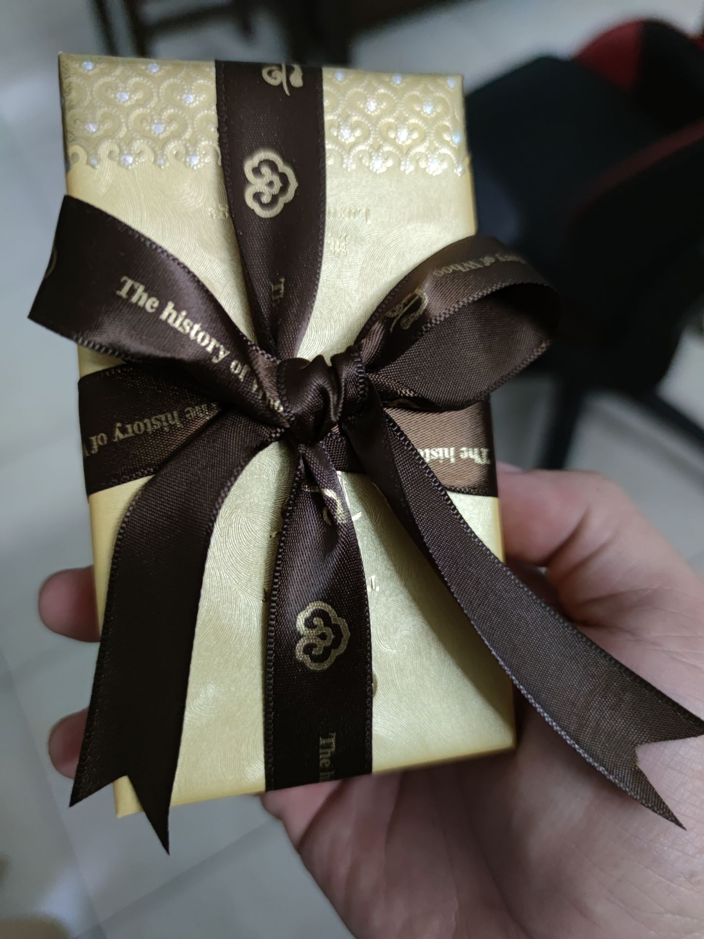 mình nhận được hàng rồi. shop đóng hàng nhanh và cẩn thận, cám ơn shop nhé. bên vận chuyển của tiki giao hàng cũng nhanh nữa. về chất lượng hàng thì đánh giá sau