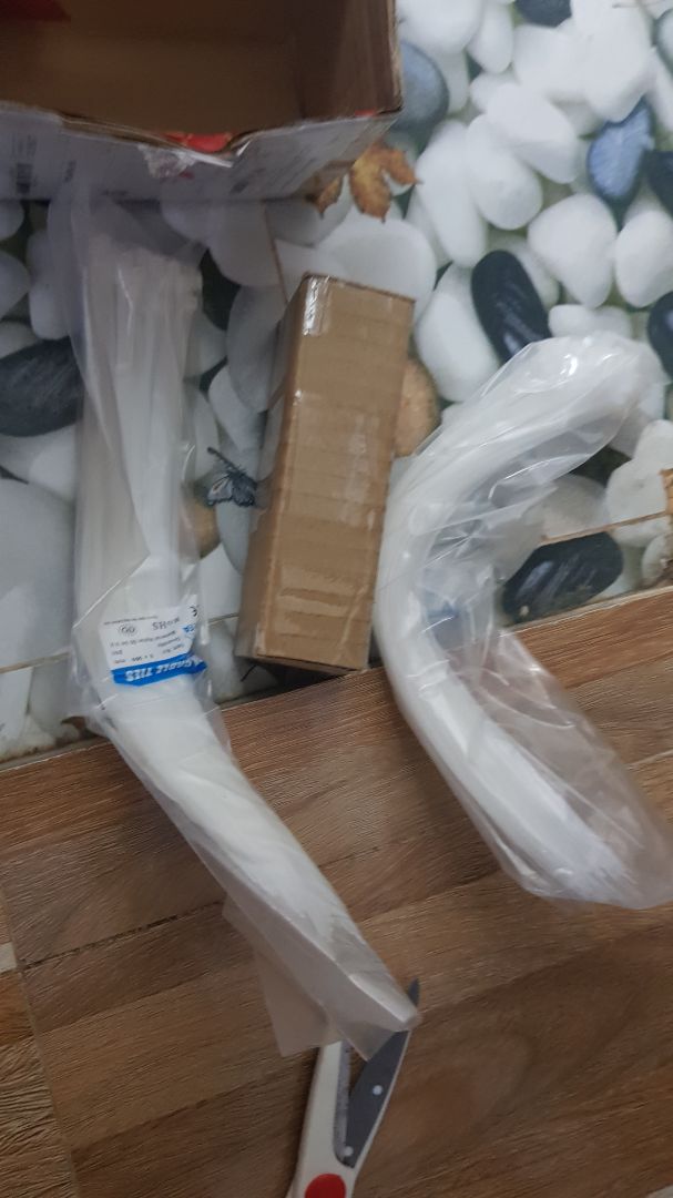 giao hàng nhanh. đong gói cẩn thận. thích shop. se ủng hộ lần sao. cho shop 5 sao