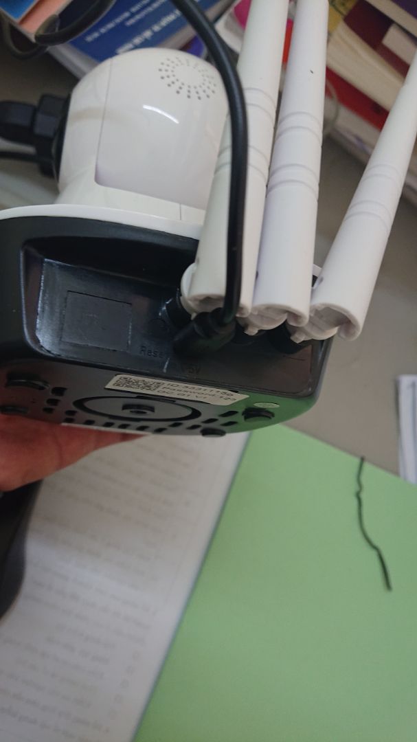 tạm ổn, hình ảnh khá nét
thực tế khác nhiều so với phần mô tả (không có cổng ethernet, adapter cổng micro usb,..như hình trong phần mô tả sản phẩm)