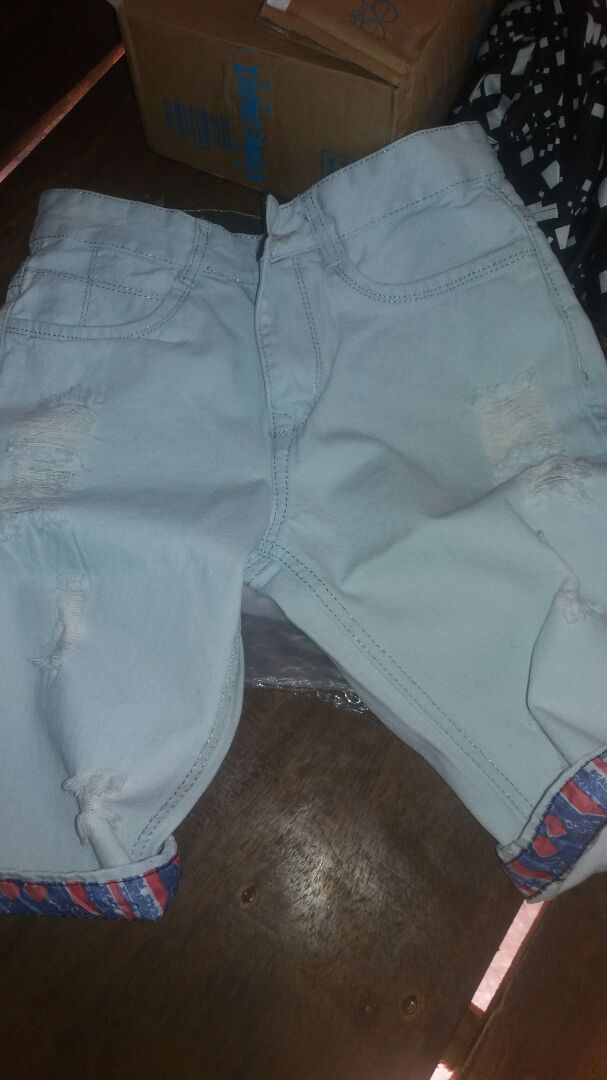 quần đẹp lắm ae ạ mình mua ở shop này nhiều lằm r mua lần nào cũng ăn ý hết cảm ơi shop nhiều nha chúc shop mua mai bán đất