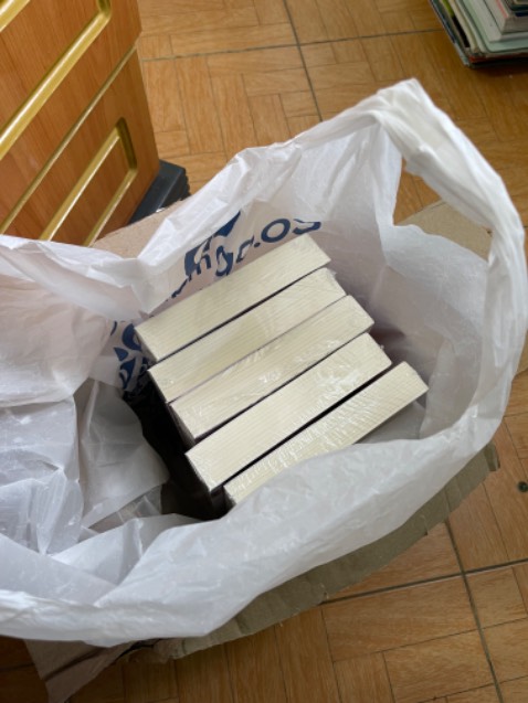 Giao nhanh. Đủ bộ. Sách hay, từ từ nghiền ngẫm hi hi. Bọc sách cẩn thận.