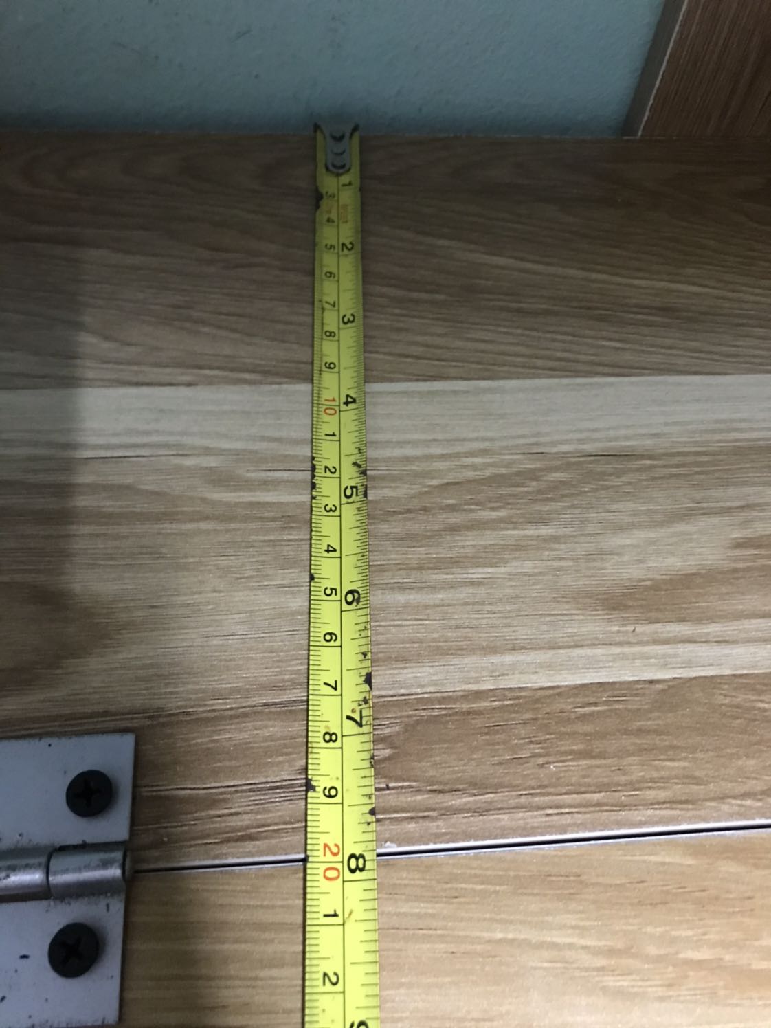 Xém chút là được 5* nhưng do giao 2 sp mà kích thước khác nhau nên sẵn tiện đo lại thì thấy mô tả sai bét kích thước thật 1 cái là 120x45x20 và 1 cái là 120x46x20. Trong khi mô tả là 120x50x25. Và quên nữa làm cẩu thả lắm nhé 1 cái thì chạy chỉ bị thiếu 1 cạnh nhé shop. Ván thì cũng là ván thường thôi so với giá thì cũng bình thường. Tiền nào của đấy đừng hy vọng nhiều quá. Xém chút là được 5* nhưng do giao 2 sp mà kích thước khác nhau nên sẵn tiện đo lại thì thấy mô tả sai bét kích thước thật 1 cái là 120x45x20 và 1 cái là 120x46x20. Trong khi mô tả là 120x50x25. Và quên nữa làm cẩu thả lắm nhé 1 cái thì chạy chỉ bị thiếu 1 cạnh nhé shop. Ván thì cũng là ván thường thôi so với giá thì cũng bình thường. Tiền nào của đấy đừng hy vọng nhiều quá.