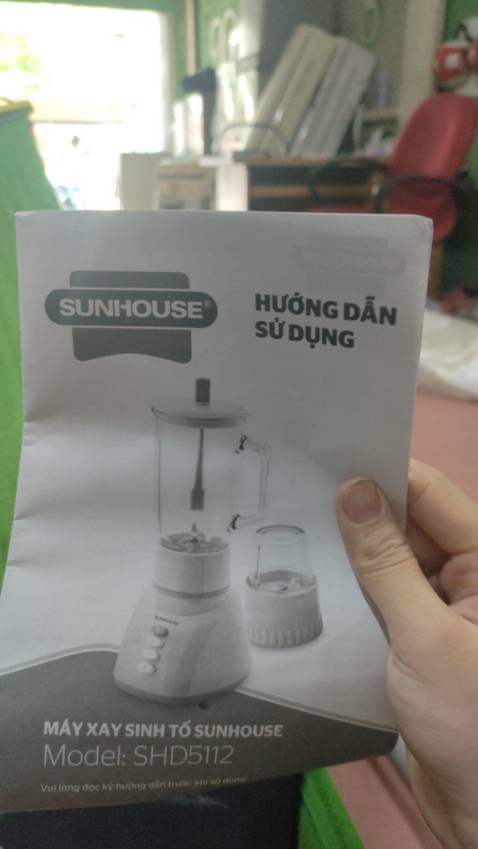 máy đầm nặng, cối thủy tinh đặc, kêu to, mình mua chủ yếu xay cua, cáy nấu canh, hàng tốt đúng mô tả