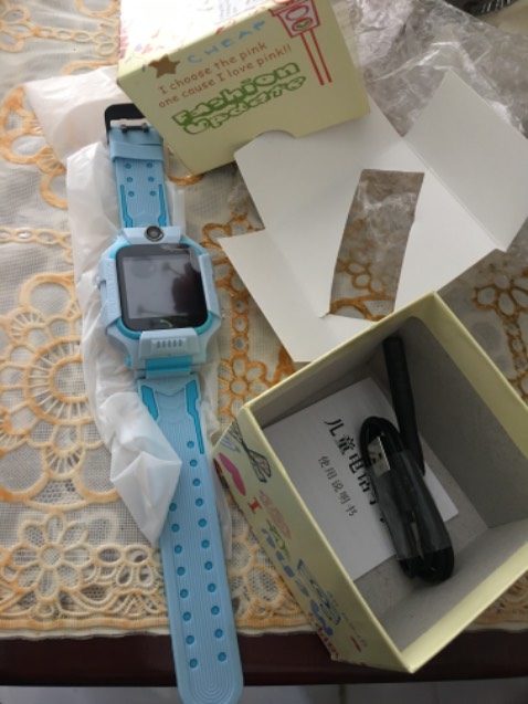 Mua màu xanh rêu mà shop giao xanh biển , nen k hày Long lắm 🤔 Mua màu xanh rêu mà shop giao xanh biển , nen k hày Long lắm 🤔