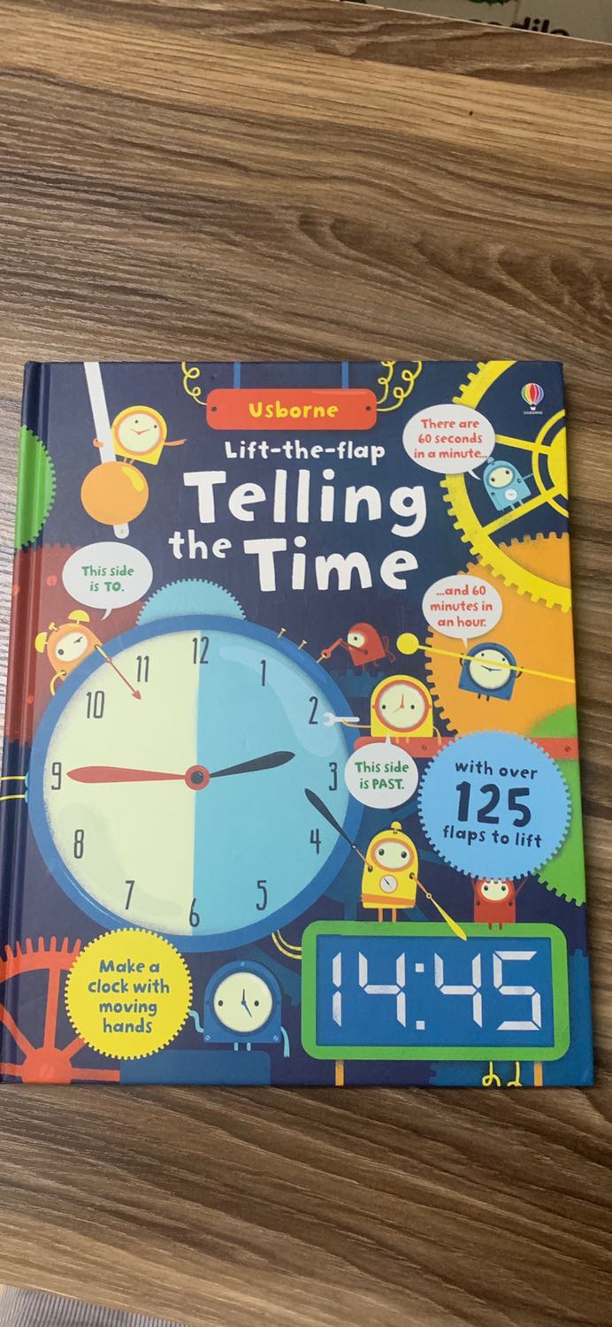 Sách phù hợp 4-6 tuổi. Sách Usborne quả thật thiết kế rất hay. Mấy bé mê tít. Sách hoàn toàn tiếng Anh nên giá khá cao, nên chờ các dịp giản giá sâu 30-40% nhanh tay mua để dành :)