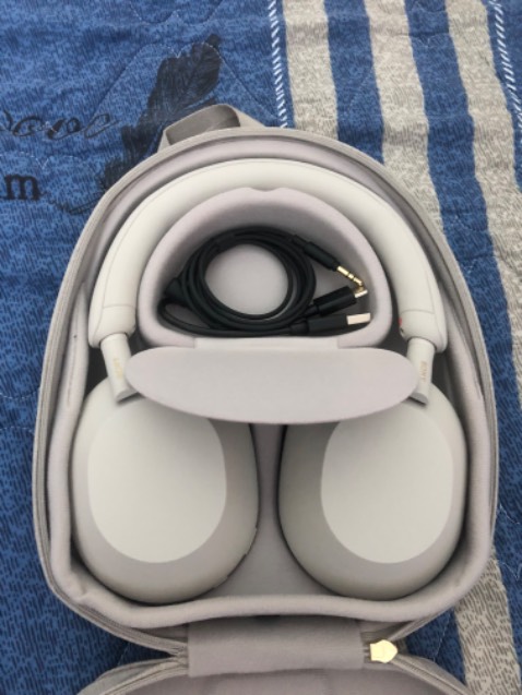 - Shop hỗ trợ nhiệt tình
- Đóng gói an toàn và kĩ
- Chất lượng sản phẩm thì đối với mình thì quá tốt, đẹp.

Cám ơn bạn nhân viên và shop đã hỗ trợ mình nhiệt tình.
10 điểm 🫰