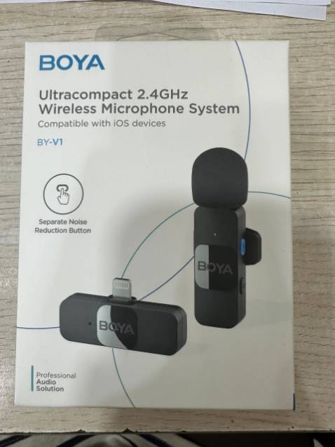 Micro 1 người cho cổng kết nối Lightning thu âm khá tốt, loại này không hỗ trợ đth ios cổng tai nghe jack 3.5mm, mọi người nên nhừo Shop tư vấn trước khi mua nhé.