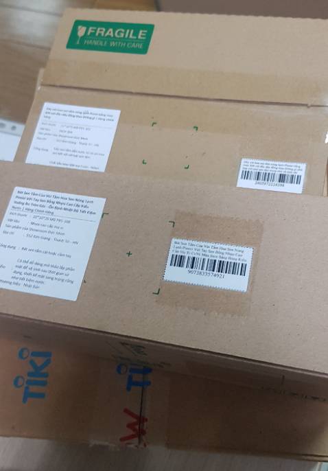 Đóng gói chắc chắn, bao bọc sp cẩn thận.
Hàng có dán tem mác đảm bảo. 
Chưa lắp và dùng thử, nhưng cầm sp cảm giác ổn, có vẻ chất lượng.