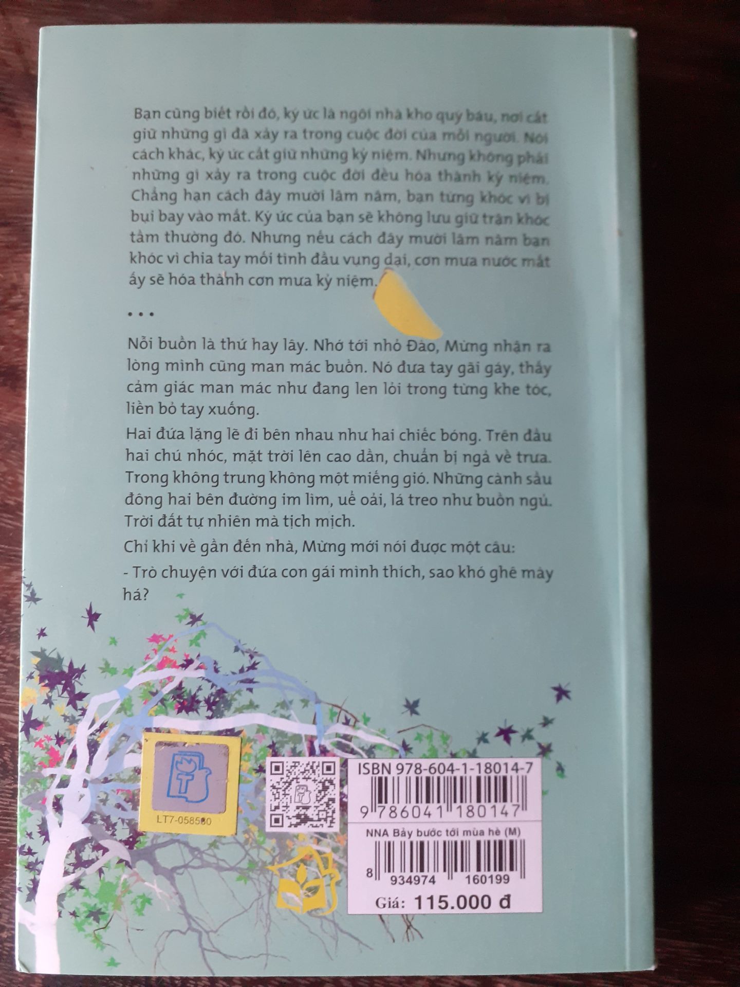 sách không có seal, sách bị xướt và móp vì cách gói hàng😖