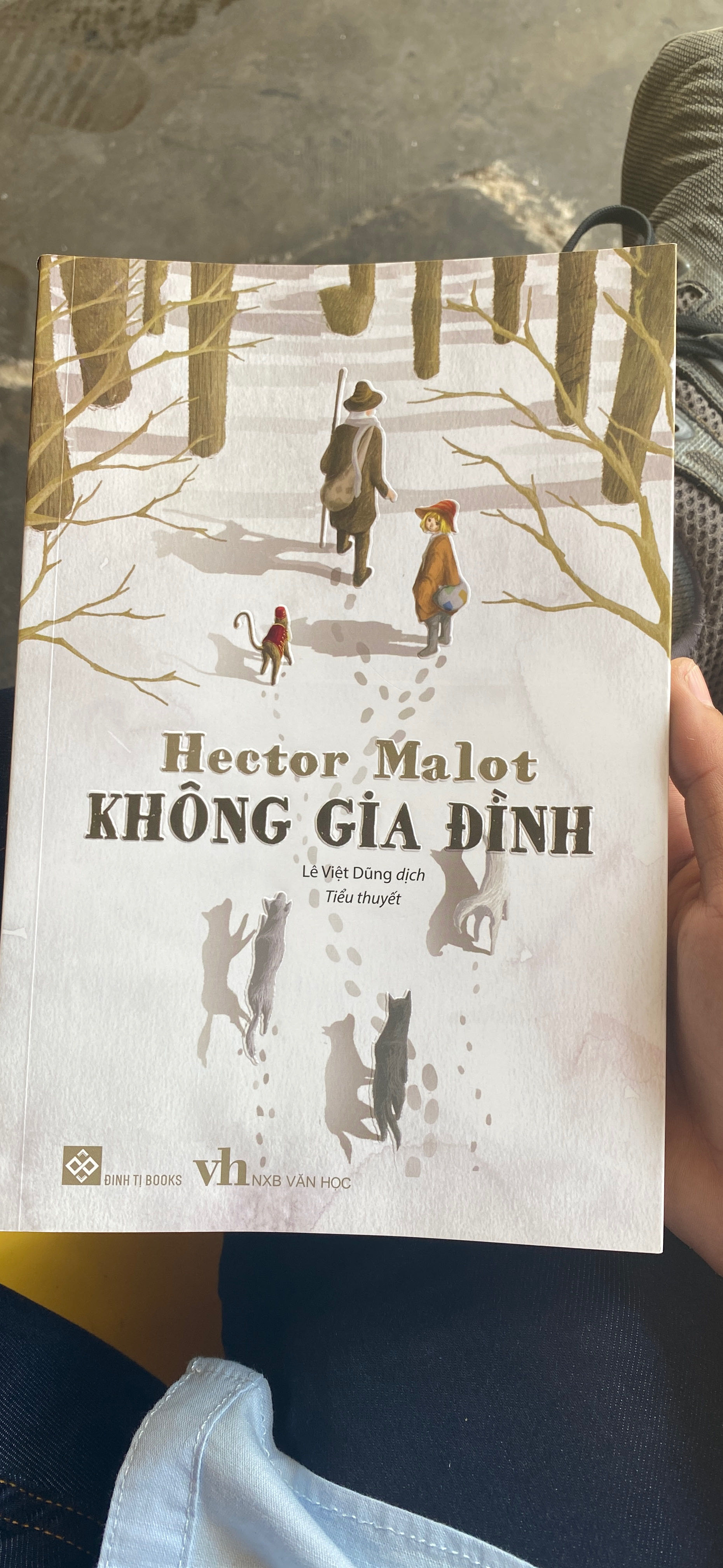 Sách in ấn tốt: Chất lượng mực in, đóng gáy cẩn thận!