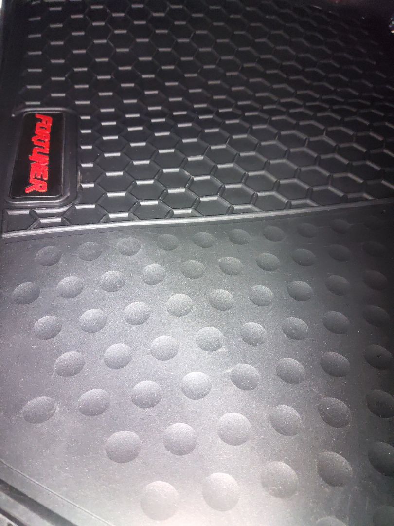 tấm ở giữa khác so với hình ảnh trên shop.shop gởi hàng khá nhanh đóng gói khá kỹ lưỡng.