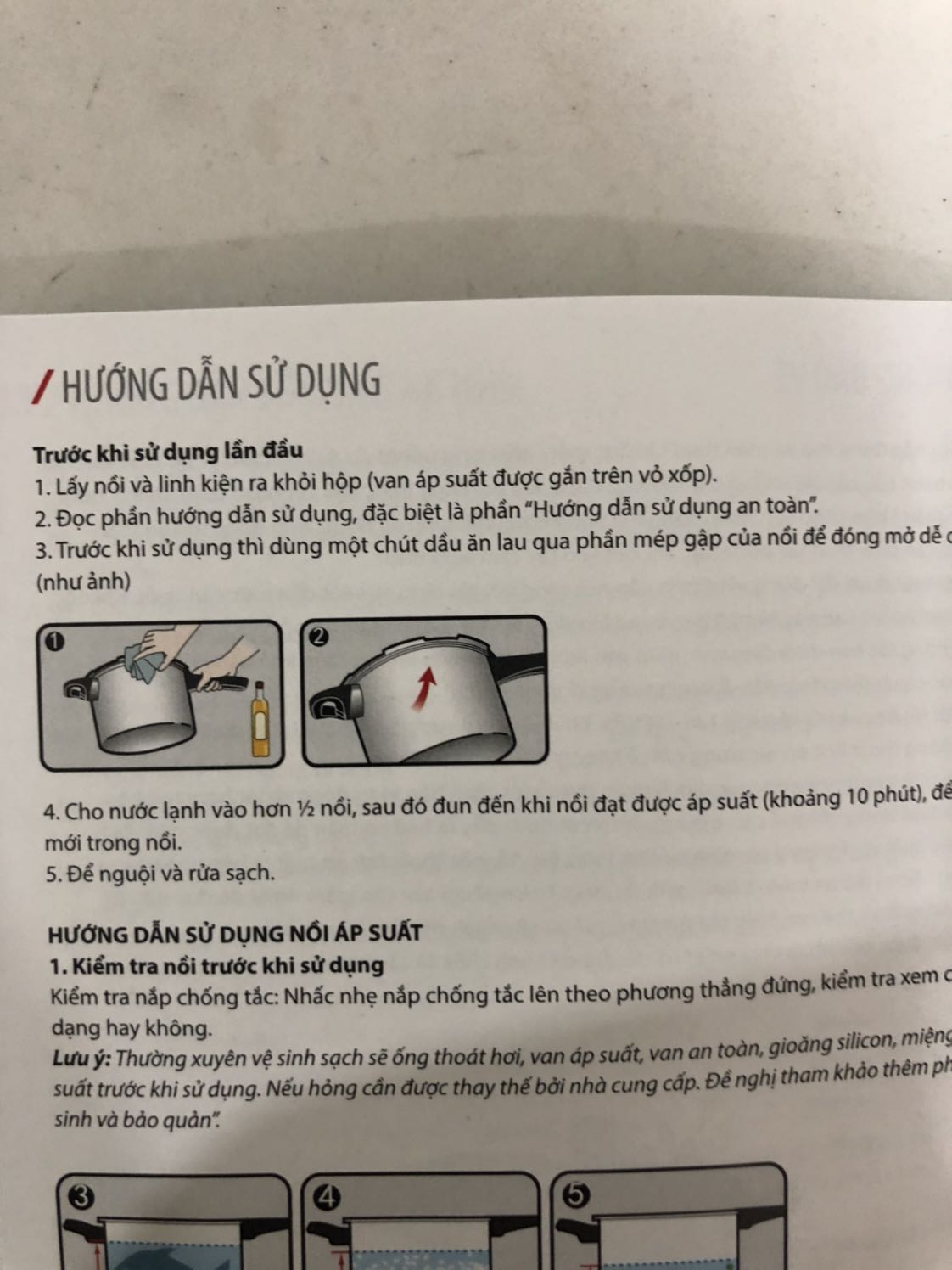LƯU Ý VAN XẢ ÁP:
1. Nồi đẹp, chắc chắn, bắt từ tốt, 4l phù hợp gđ 4-6 người, inox 304, ko có gì để chê, rất ưng.
2. Tiki giao hàng nhanh. Giá rẻ hơn nhiều so với mua ở nơi khác. Yên tâm chính hãng.
3 Lưu ý van xả áp: Giao thiếu van cho mình. Tiki và TT bảo hành của Elmich đã giao bù lại. Khuyên bạn nào mua nồi lưu ý: quay clip khi mở hàng; Kiểm tra kỹ ở miếng xốp có gắn van xả áp (cục tròn tròn màu đen nắp đỏ) ko? Tgian giao bổ sung đồ cũng mất 1 tuần đó.