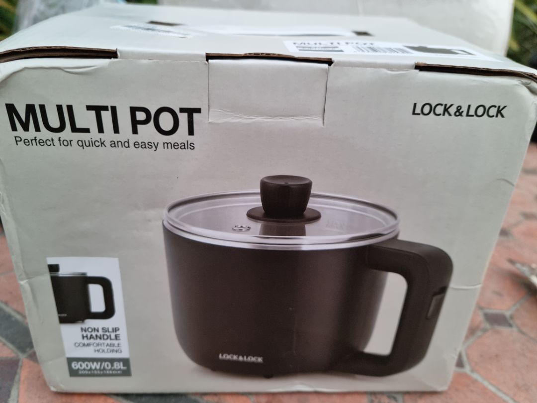 sản phẩm đóng gói cẩn thận, hàng mới, có tem bảo hành và sách hướng dẫn đầy đủ, sản phẩm ok. Nói chung rất hài lòng và còn đc mua với giá khuyến mại nên ưng lắm. Shop cứ ok như vậy, mình sẽ ủng hộ