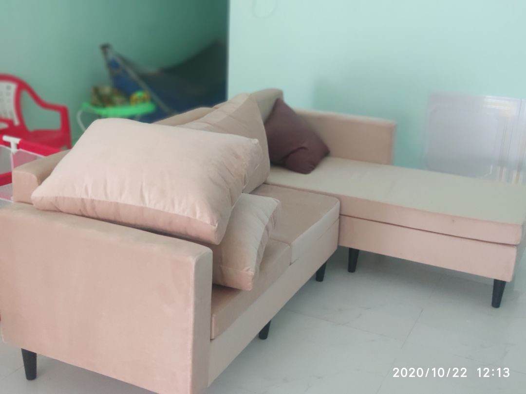 Vận chuyển xa nên hư mất 1 chân, nhưng ko sao. Vẫn rất đẹp. Vận chuyển xa nên hư mất 1 chân, nhưng ko sao. Vẫn rất đẹp.