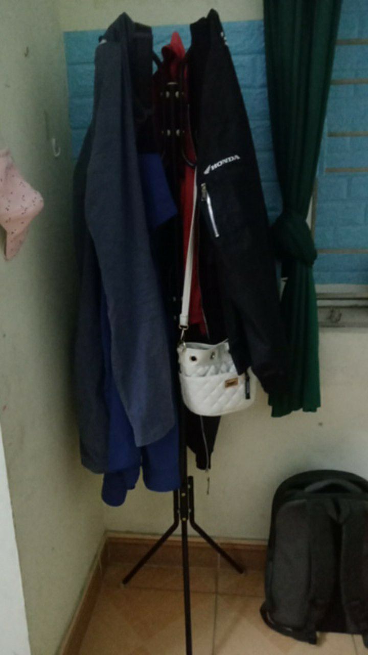 kệ chắc chắc, rất xịn luôn.  chuẩn tiền nào của nấy, shop rata nhiệt tình, 5 sao nhé