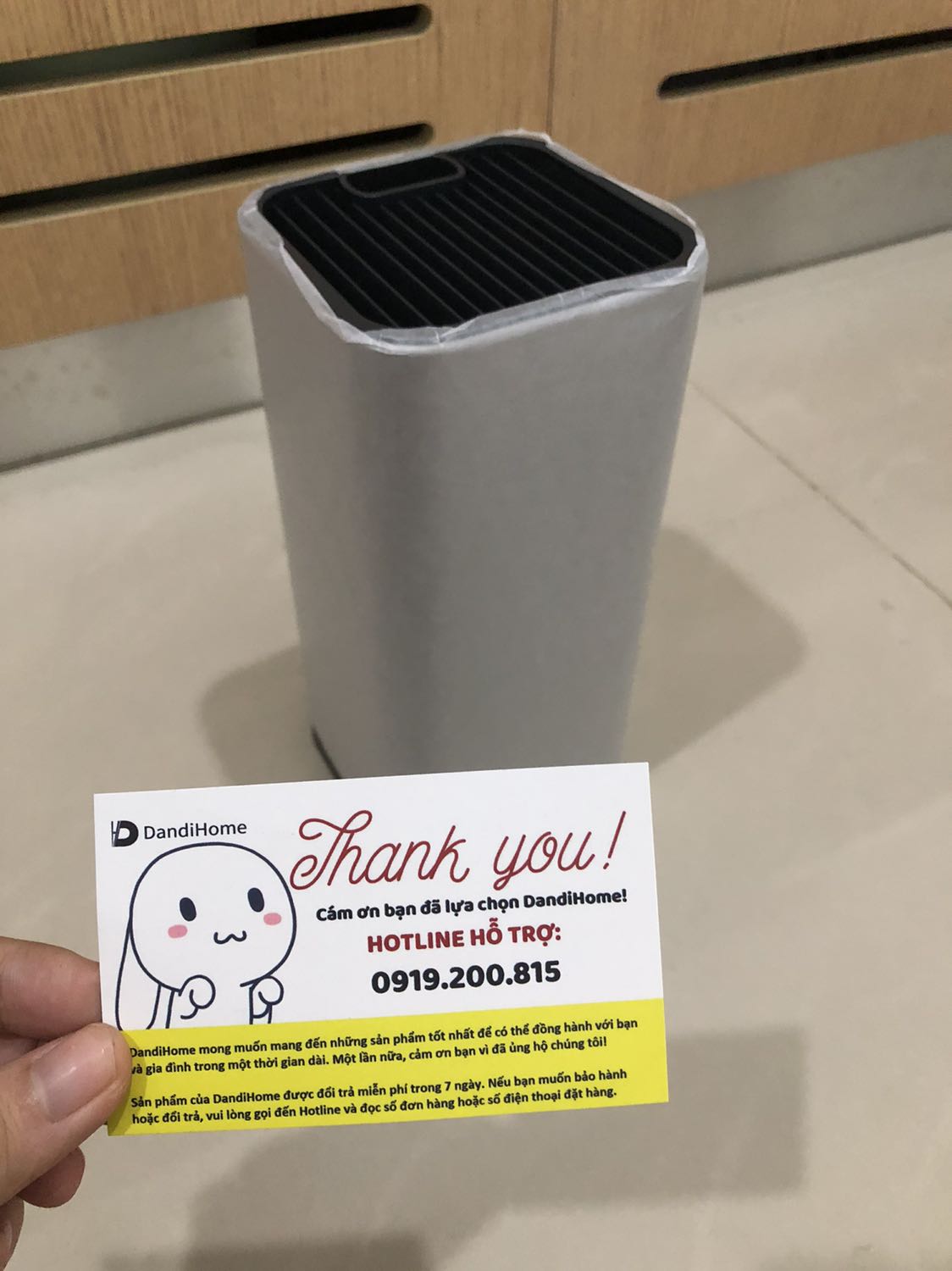 Sản phẩm trông chất lượng và phù hợp giá tiền. Tiki giao hàng cực nhanh, đặt một ngày đã chuyển tới. Mình khá hài lòng với trải nghiệm mua hàng lần này