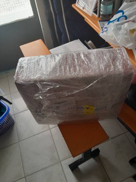 Đóng gói rất kĩ càng và cẩn thận Đóng gói rất kĩ càng và cẩn thận