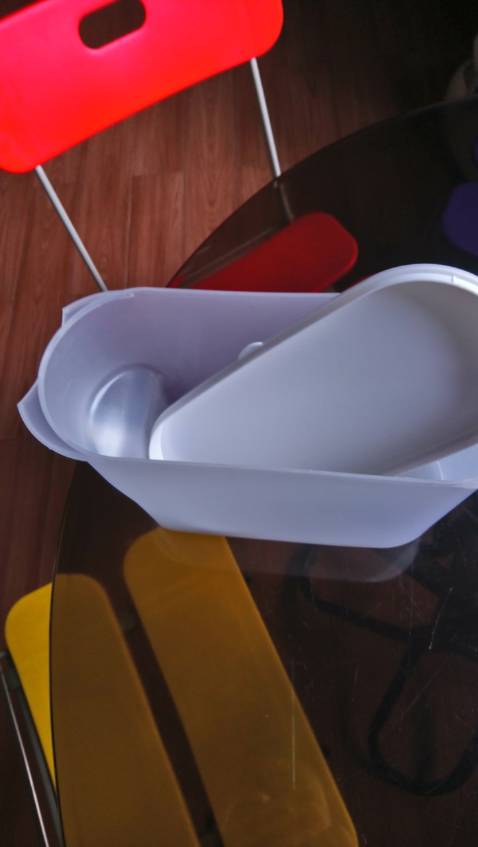 Giao hàng bị vỡ, nắp thì không đậy được