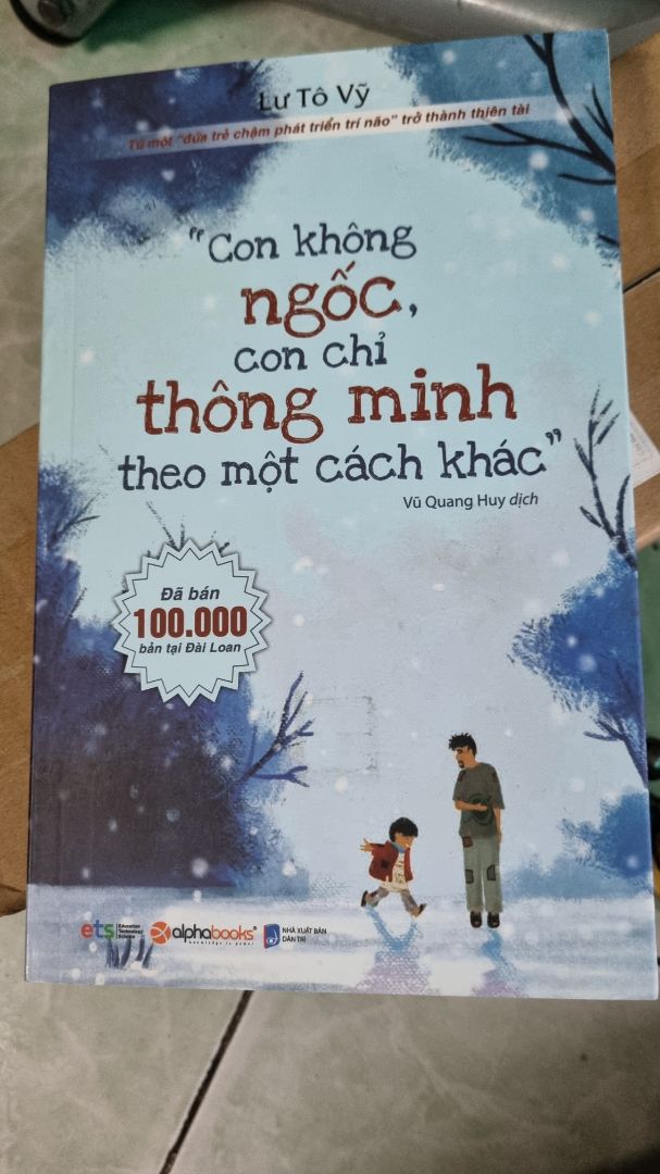 Tên sách hấp dẫn, đọc thử trên *** thấy thích là mua, được lúc giảm giá nữa, đóng gói kĩ, giao hàng nhanh