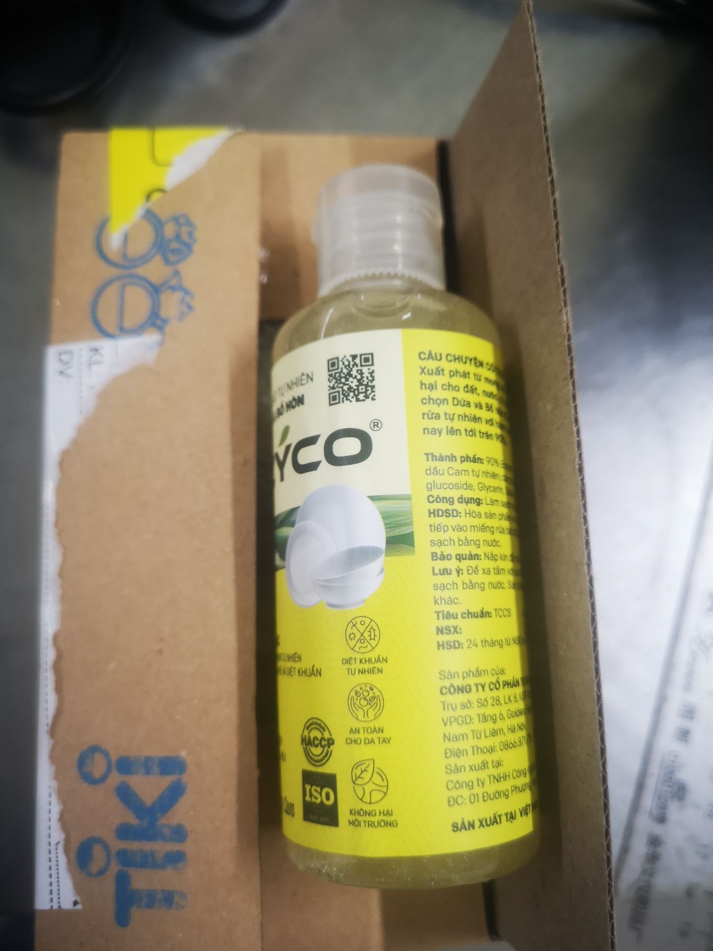 Đóng gói cẩn thận
Chai hơi nhỏ với giá thị trường