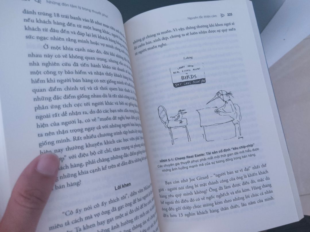Sách khá thực dụng khi bàn lý thuyết 1 mà có tới 4-5 ví dụ dẫn chứng thực tế. Dễ hiểu và áp dụng

Biên tập có vài chỗ gõ thiếu chữ. còn lại ok