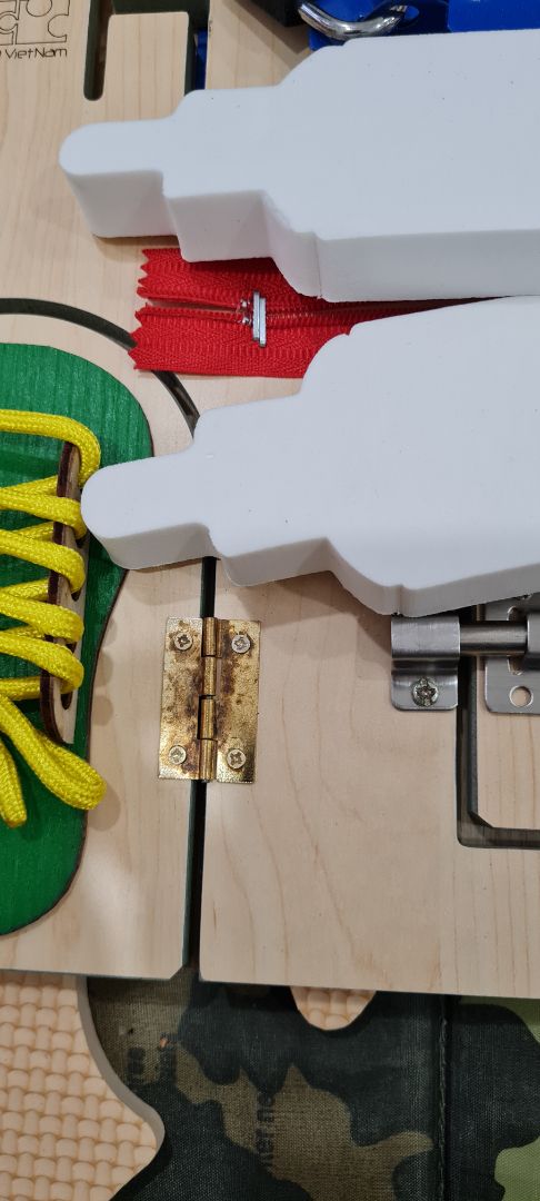 sp đẹp, các chi tiết dc làm ổn. nhưng các bản lề bị sét