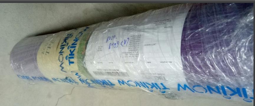 Sản phẩm giống như miêu tả, khi mở bên trong có 1 vết xước nhỏ, tuy nhiên k ảnh hưởng nhiều, sản phẩm không có mùi hôi, đúng thương hiệu Eco Friendly. túi đựng thảm đẹp. rất ưng ý. cám ơn shop.