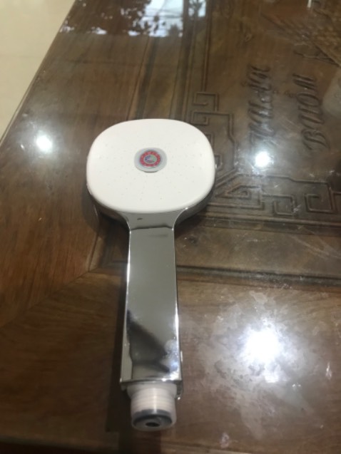 Vòi khá OK. Ngoại hình đẹp, nước chảy đều. Tuy nhiên không mạnh bằng vòi cũ của mình.