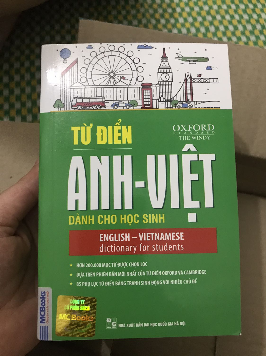 nhỏ hơn tượng tượngv. bgghjvcb. gfjgdfkj dubdfh