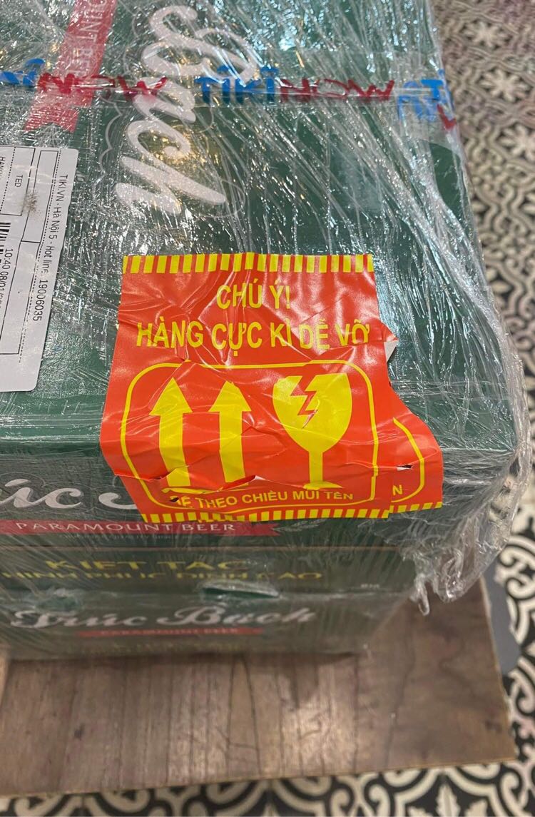 Sản phẩm mới, hạn sử dụng còn rất dài, thiết kế sang trọng, mua để biếu tết rất hợp, bố mình uống khen rất ngon, giao nhanh trong ngày cực kỳ tiện lợi, nói chung đáng đồng tiền bát gạo 👍