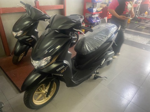 Xe mới 100% chính hãng, đầy đủ giấy tờ. Nói chung xứng đáng 5 sao.