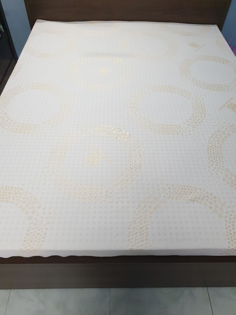 Đặt hàng 1 ngày đã nhận nệm, mùi thơm cao su nhẹ, nằm êm 💯💯💯