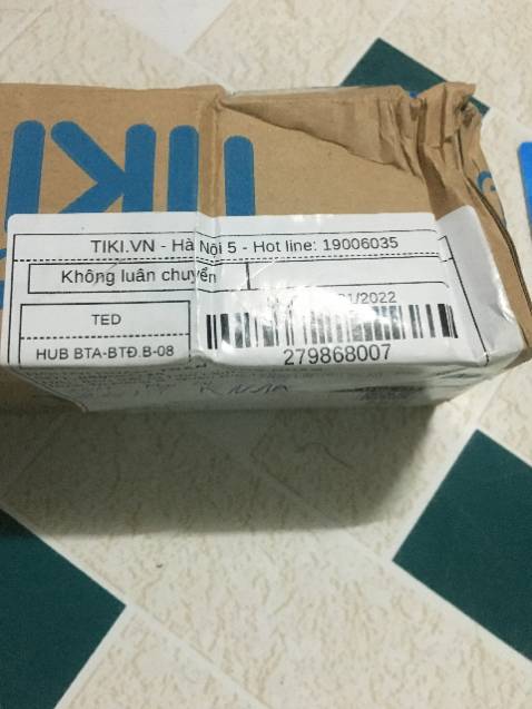 Người bán sim 4G này đã *** dối khách hàng: Tôi mua sim 4G này vào ngày 20/01/2022, ngày 27/01/2022 tôi lắp sim vào điện thoại và nhắn tin "KH D500" gởi 888 theo hướng dẫn ghi trên khung sim, thì tổng đài nhắn tin sim đã được kích hoạt vào ngày 31/10/2021, tức là sim của tôi đã được kích hoạt trước đây 3 tháng,. Vậy sim 4G của tôi chỉ còn thời hạn sử dụng 9 tháng chứ không phải 1 năm như người bán nói.