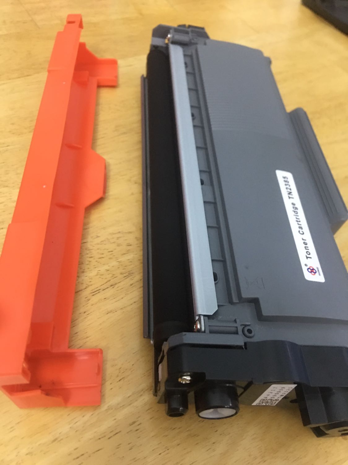 Sản phẩm tốt, gói hàng rất cẩn thận, mực in rõ nét. Cái màu cam mình tháo ra rồi, lúc giao nó còn bọc mực tránh bụi vào.