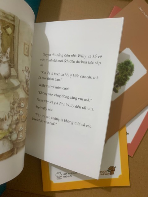 Sách đẹp. Màu sắc rõ nét. Chất liệu giấy cũng đảm bảo. Sẽ ủng hộ shop dài dài