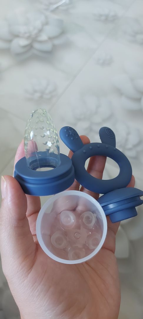 Thời gian gia hàng khá nhanh. Sau tg ngắn sd thấy sp ok. tuy nhiên giá thành hơi cao. túi nhai silicol nhanh bị vàng di m sấy & tiệt trùng dù mới sấy vài lần. Nay rút kinh nghiệm trụng nc sôi. miếng silicol trong máy hút sữa hay núm ti cũng đâu có vàng dữ vậy dù m sd khá lâu. m chỉ thấy k ưng khoảng này còn lại thì ok.