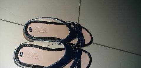 Dép đẹp, đi ổn