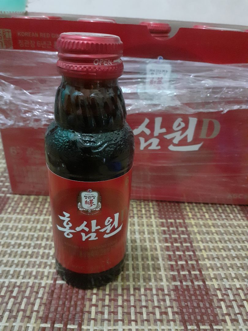 sản phẩm này nhà mình dùng nhiều lần rồi ạ, bỏ lạnh uống rất đã, mẹ mình lớn tuổi nên hay dùng, mình đi làm những ngày mệt mỏi đem theo rất tiện, dạng chai có thể vặn nắp lại để tủ lạnh nếu ko dùng hết 1 lần