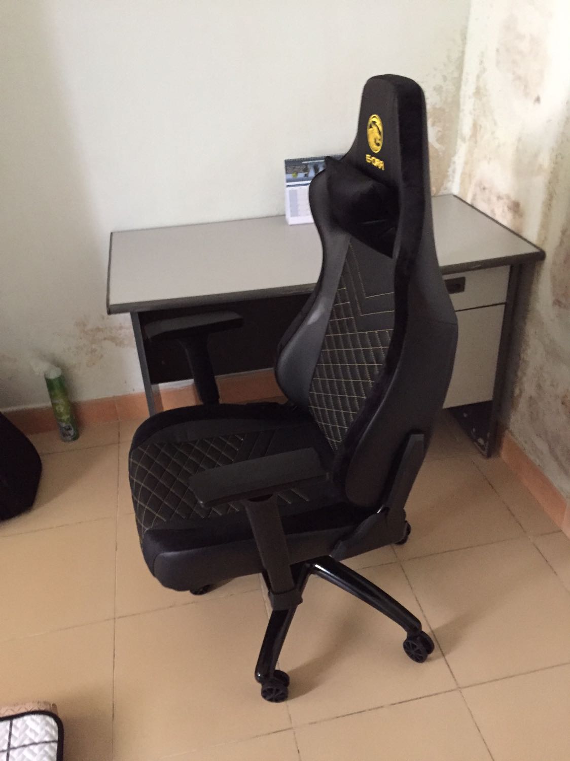 Nhìn chung sản phẩm khá là tốt. Hoang thiện đẹp, nh Nhìn chung sản phẩm khá là tốt. Hoang thiện đẹp, nh