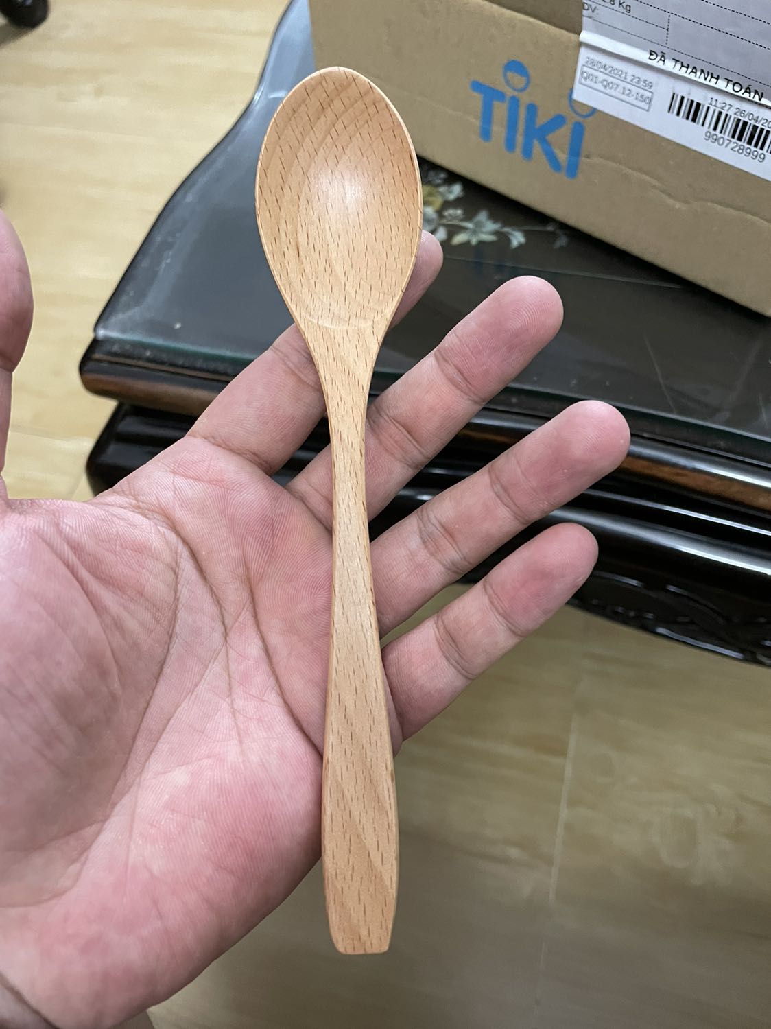 Muỗng khá vừa vặn, hoàn thiện rất sắc sảo như hình mô tả, không có gì để chê, sẽ tiếp tục ủng hộ shop cũng như các sản phẩm gỗ Trường Sơn.
Đóng gói cẩn thận, giao quá nhanh!!!