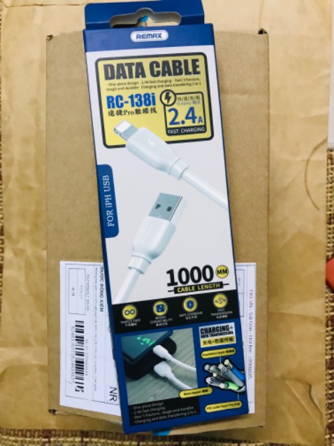 Tạm thời cho 5 sao vì chưa xài nên chưa biết chất lượng như thế nào,cọng cáp có chút éc mà shop khuyến mãi cho cái hộp to đùng😁😁😁😁