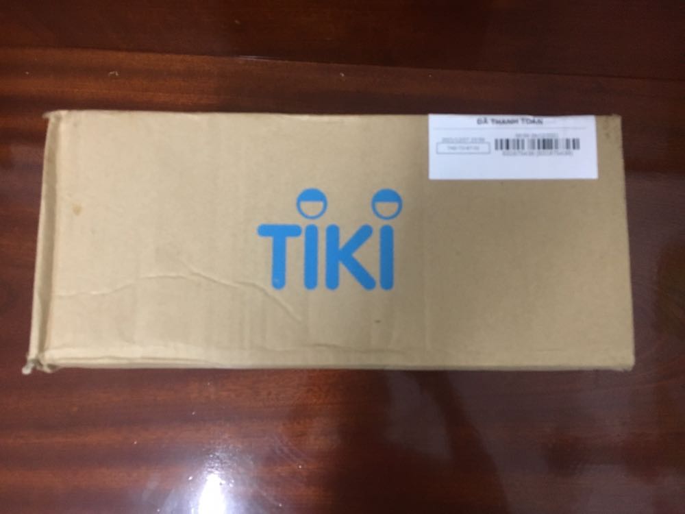 Giao hàng nhanh, tiki bao bọc hàng rất kỹ, ko 1 vết xước. Sữa uống rất thơm, ngon và 1 điều rất hài lòng là hạn sử dụng còn rất dài, tới T6.22