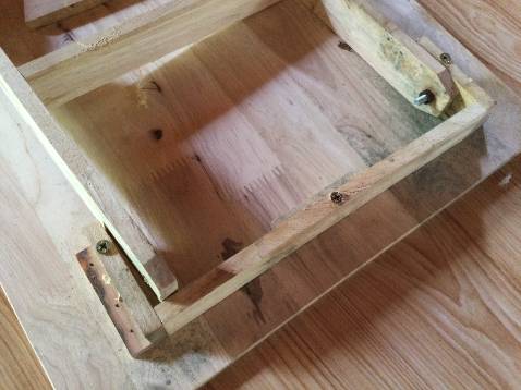 Bán hàng thiếu trách nhiệm, sản phẩm hư, mốc, gãy, không thể sử dụng được. Cho 1 sao vì chất lượng kém.