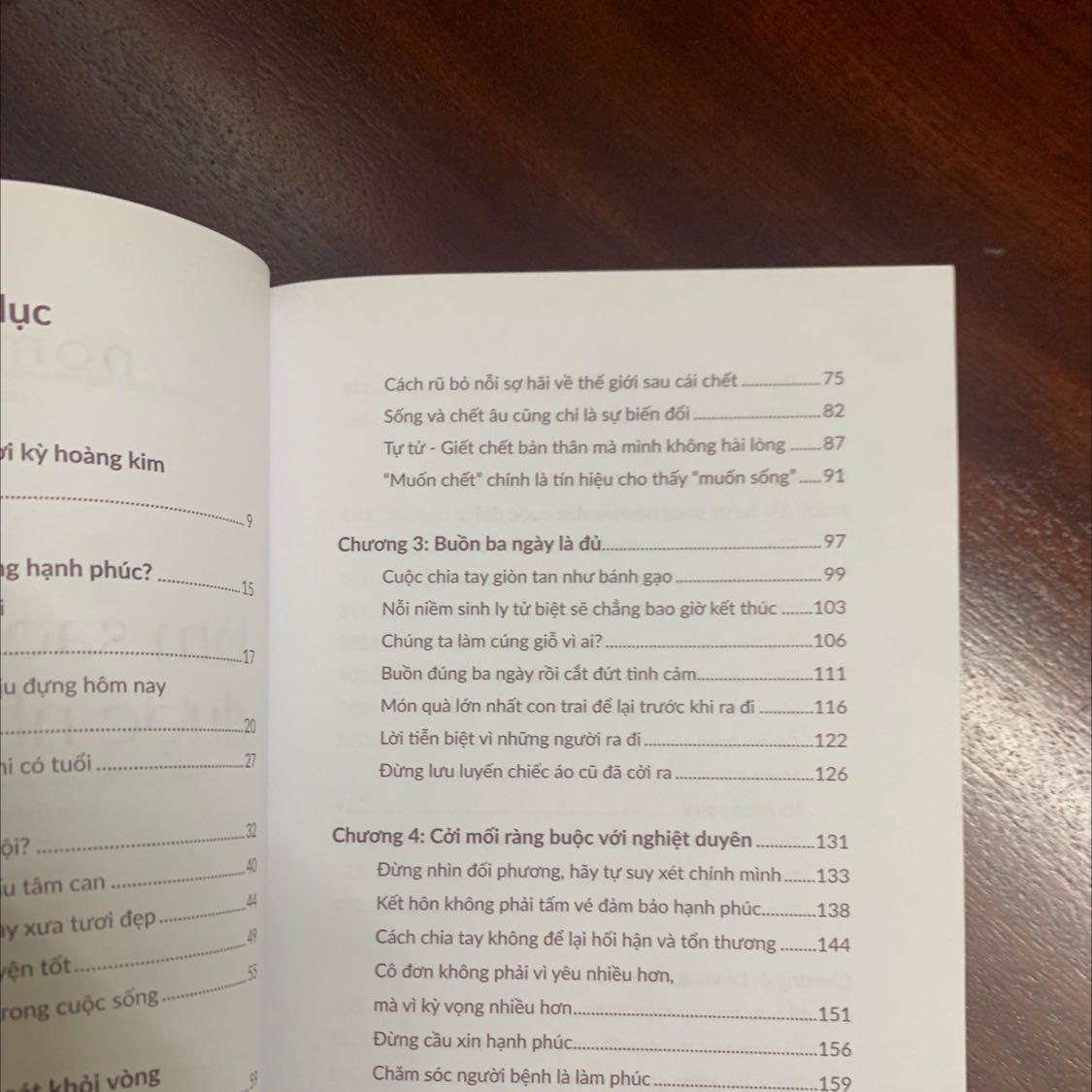 Sách đẹp gọn gàng, chất giấy dày in màu. Giọng văn rất từ tốn, nhẹ nhàng, lời văn cũng gần gũi dễ hiểu. Một cuốn sách để hiểu thêm về an yên, mình thấy rất hay