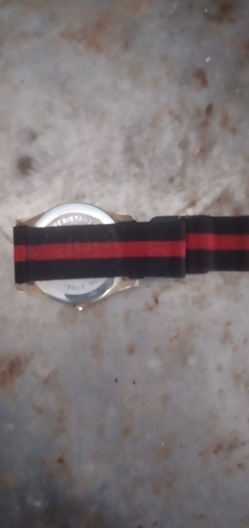 sản phẩm rất mỏng, thưa không đẹp, chat luong kem