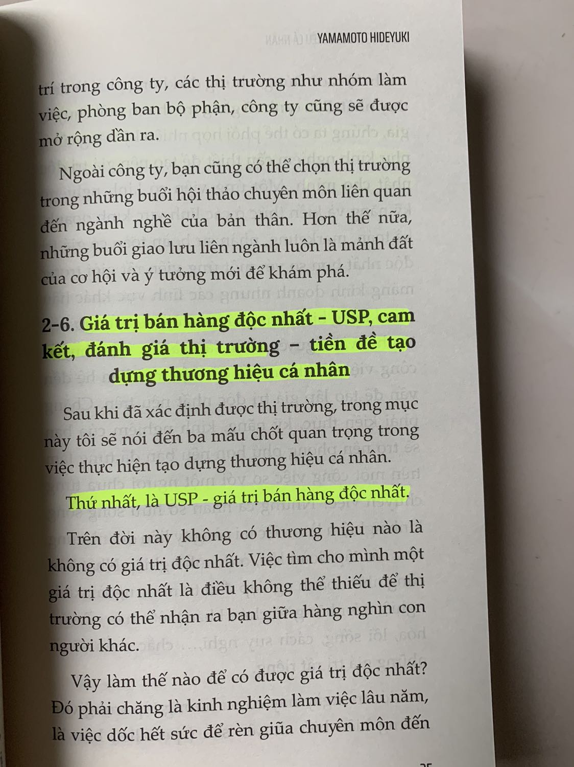 /đây là 1 trong những chủ đề mà mình rất thích đọc và nghiên cứu. Nội dung rất hữu ích, tác giả phân tích rất kỹ về việc thiết lập thương hiệu cá nhân. Sách mới hoàn toàn. Trên tiki mình luôn tìm đc những quyển sách hay và giao hàng cũng nhanh :)