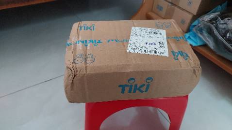 Sách đọc khá hay, có giải thích cặn kẽ lý do và cách giải quyết vấn đề hay gặp ở học sinh
Không hiểu sao khi nhận hộp hàng lại móp như vậy, nhưng may là sách không bị sao