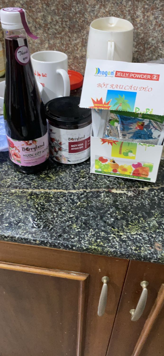 Mứt chua chua ngọt ngọt rất giòn ngon. Mình cắt nhuyễn bỏ với thạch ngon