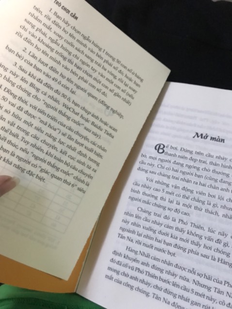 Tr bức xúc vl mới mua về chx kịp đọc rách luôn , đóng gói gửi đi như không, chỉ nhét vô hộp xg gửi chả có chống sốc hay j hết sách vừa về mép đã rách định bỏ qua mà shop làm ăn z là cket